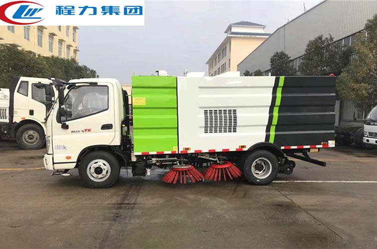 5方福田奥铃扫路车