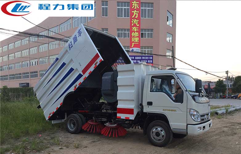 福田国三5方扫路车（不上牌照）
